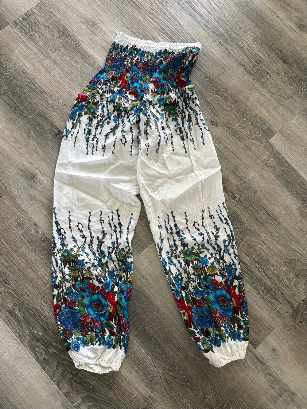 White Floral Smocked Waist Women's Harem Pants 💯 cotton one sz